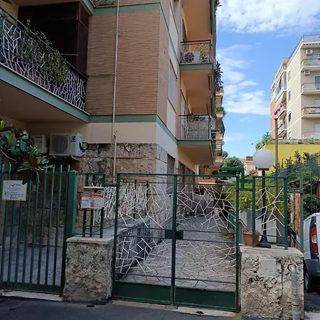 Casa de hóspedes Romamor 2